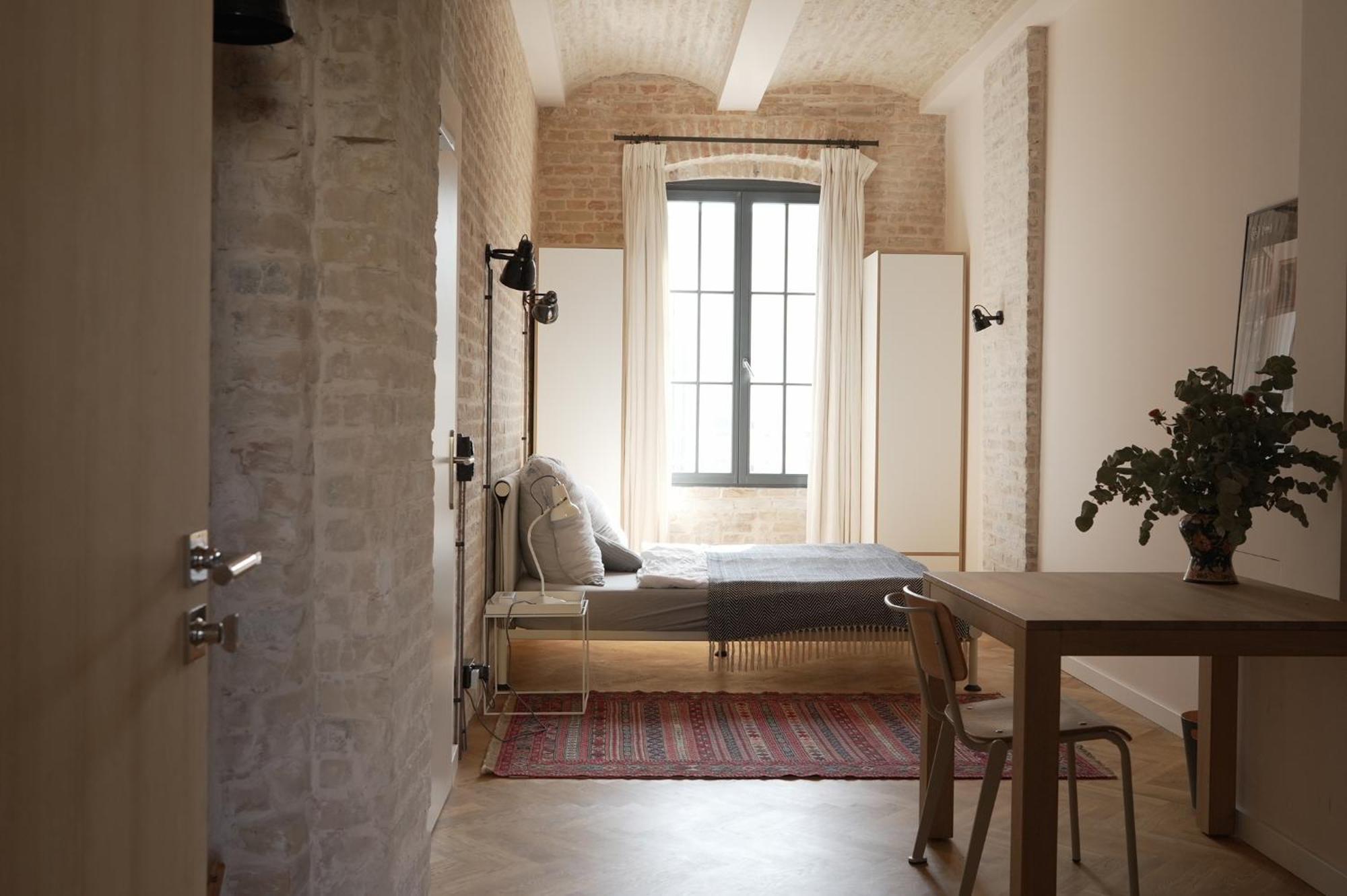 Loft In Historic Factory Building Berlijn
